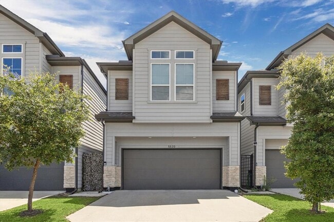 property at 5520 Rosslyn Rd
