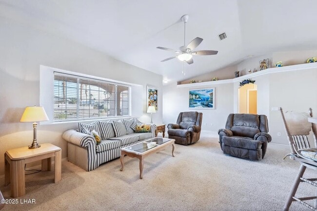 2891 Cumberland Dr in Lake Havasu City, AZ - Foto de edificio - Building Photo