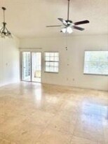 2810 N Oakland Forest Dr, Unit 304 in Oakland Park, FL - Building Photo