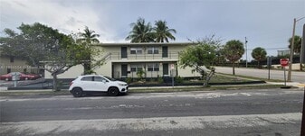 1300 Douglass Ave in West Palm Beach, FL - Building Photo