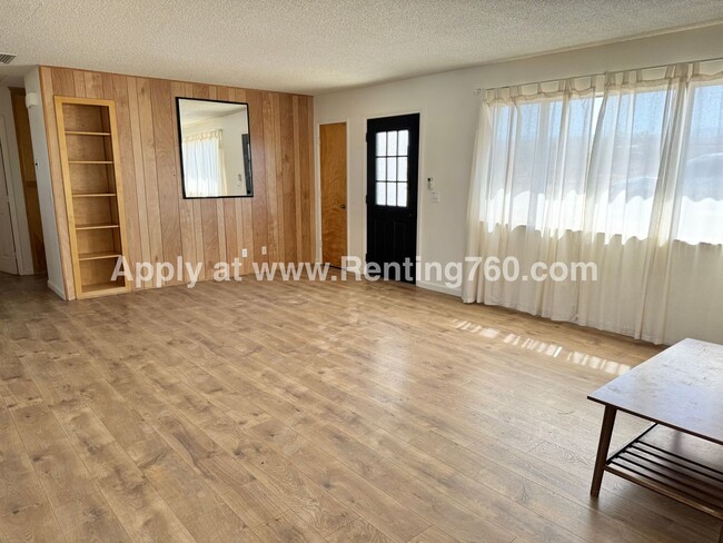 331 Lloyds Ln in Yucca Valley, CA - Building Photo - Building Photo