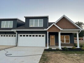1331 W Beaver Creek Dr, Unit Beavercreek condos in Powell, TN - Building Photo