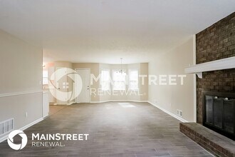 2440 Hillboro Cir S W in Marietta, GA - Building Photo - Building Photo