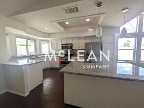 2923 N Biskra Rd in Palm Springs, CA - Building Photo - Building Photo
