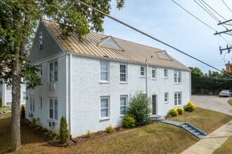 West Tennessee Street in Florence, AL - Foto de edificio - Building Photo