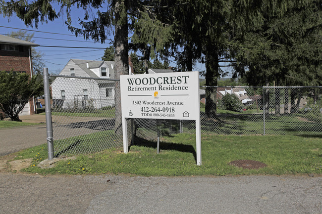 Woodcrest Retirement Residence in Coraopolis, PA - Building Photo - Building Photo