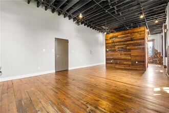 558 St Francis St in Mobile, AL - Building Photo - Building Photo