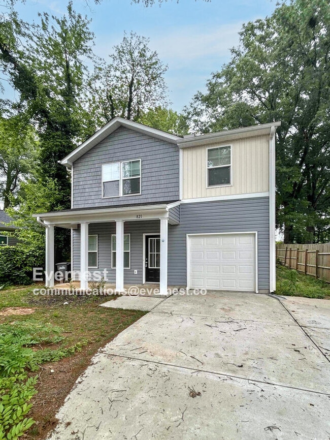property at 821 Opal St
