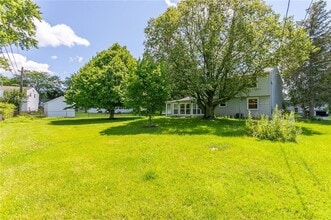 256 Blackwell Ln in Henrietta, NY - Building Photo - Building Photo
