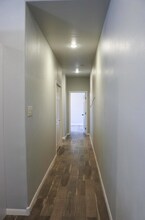 617 N Elkhart Ave in Lubbock, TX - Foto de edificio - Building Photo