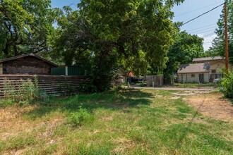 1304 N Waco Ave in Wichita, KS - Building Photo - Building Photo