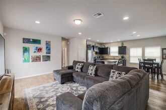413 Callahan Ln in Leander, TX - Building Photo - Building Photo