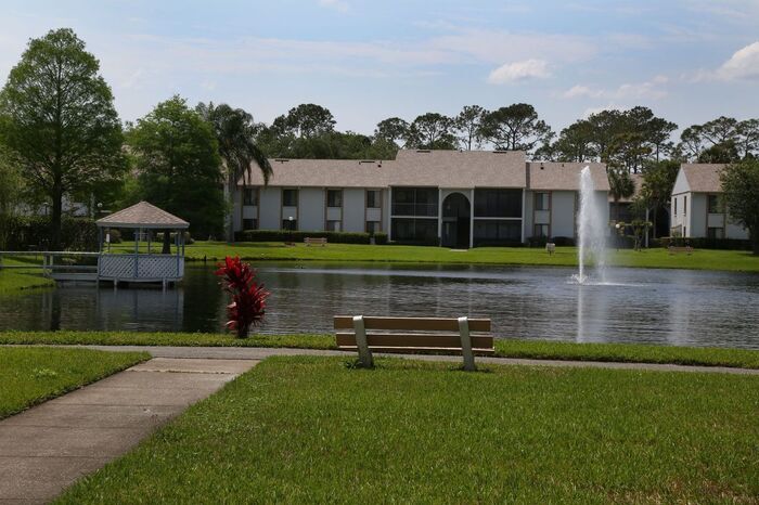 8209 Sun Spring Cir in Orlando, FL - Building Photo