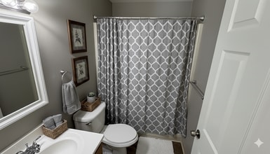 444 Piedmont Cir in York, PA - Building Photo - Building Photo