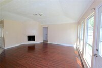 13819 Clark Towne Rd photo'