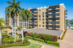 3430 Gulf Shore Blvd N Apartments