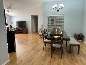 8718 Imperial Ct in Tampa, FL - Building Photo - Building Photo