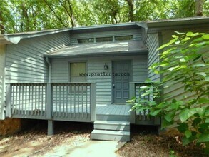506 Magnolia Dr in Woodstock, GA - Building Photo - Building Photo