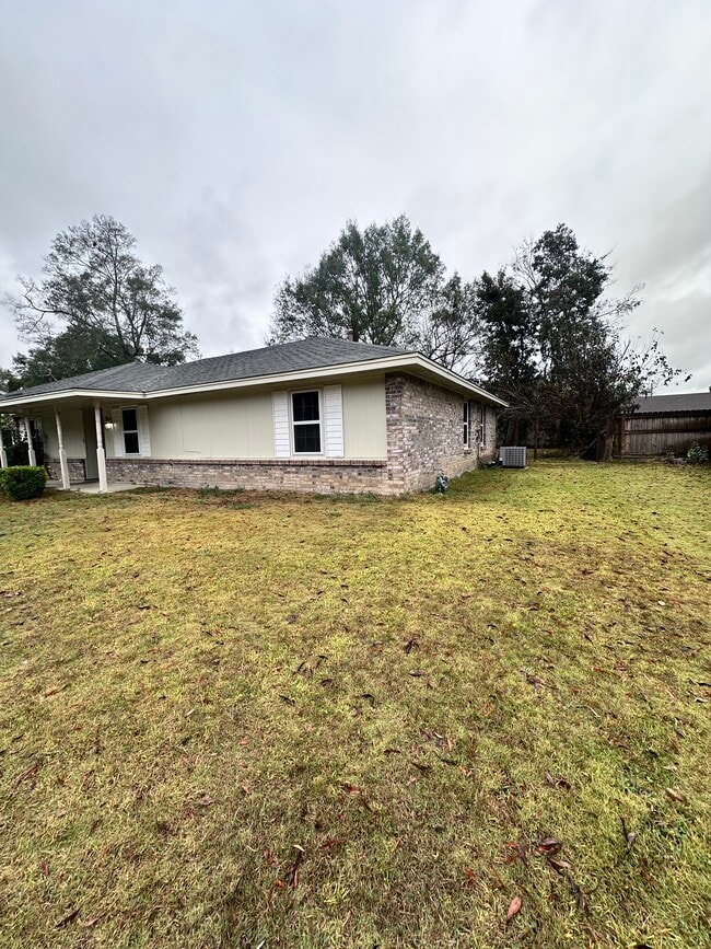 761 Spring Valley Rd in Montgomery, AL - Building Photo - Building Photo