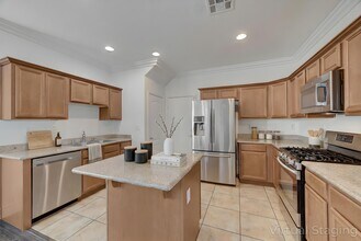 8526 Nature Scene Dr in Las Vegas, NV - Building Photo - Building Photo