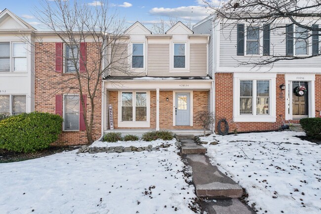 property at 43854 Laburnum Square