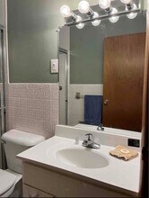 12120 Valerie Dr in Hillsboro, OH - Building Photo - Building Photo