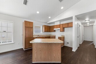 1470 Windle St in Jacksonville, FL - Foto de edificio - Building Photo