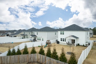 326 Pewter cir in Simpsonville, SC - Building Photo - Building Photo