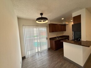 12236 Pacific Ave, Unit 11 in Los Angeles, CA - Building Photo - Building Photo