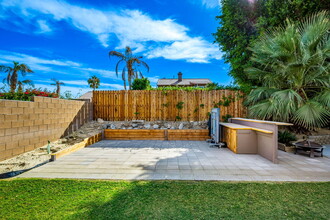 78855 La Palma Dr in La Quinta, CA - Building Photo - Building Photo