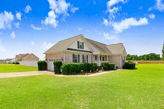 101 Beckett Dr in Princeton, NC - Building Photo - Building Photo