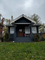517 Camden Ave in Cincinnati, OH - Building Photo
