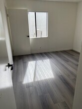 1414 S Gramercy Pl, Unit 15 in Los Angeles, CA - Building Photo - Building Photo