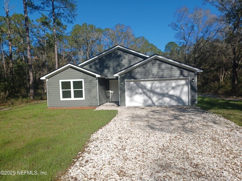 4840 Kenneth St in Hastings, FL - Building Photo