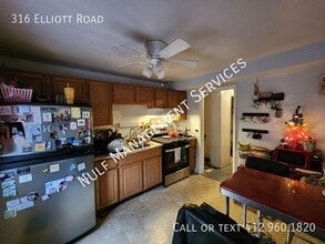 316 Elliott Rd in Monroeville, PA - Building Photo - Building Photo