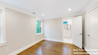 101 Sumner Rd, Unit 1 in Brookline, MA - Foto de edificio - Building Photo