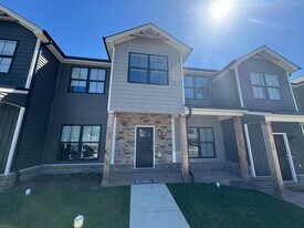 12 Villa Ct in Evington, VA - Building Photo