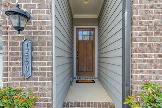 1450 Edgebrook Ct NE in Atlanta, GA - Building Photo - Building Photo