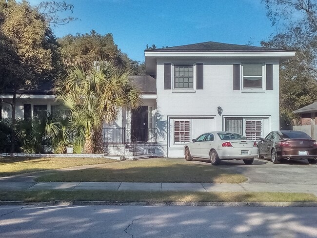 property at 2 E 54th St