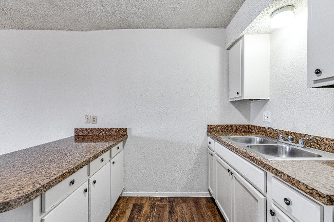 1818 S Harrison St in San Angelo, TX - Building Photo - Building Photo