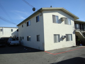 Lexington Terrace in El Cajon, CA - Building Photo - Building Photo