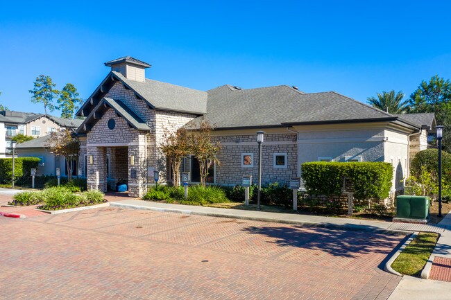 Evergreen at Sterling Ridge in The Woodlands, TX - Building Photo - Building Photo