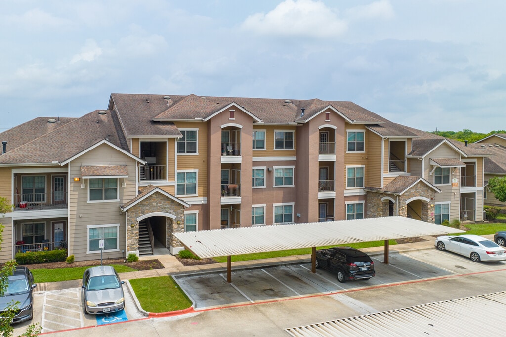 Cypress Creek at Reed Road Apartment Homes in Houston, TX