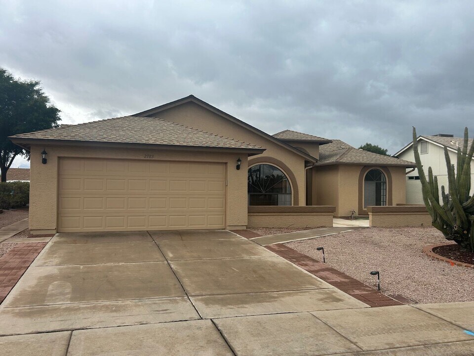 2783 Leisure World in Mesa, AZ - Building Photo