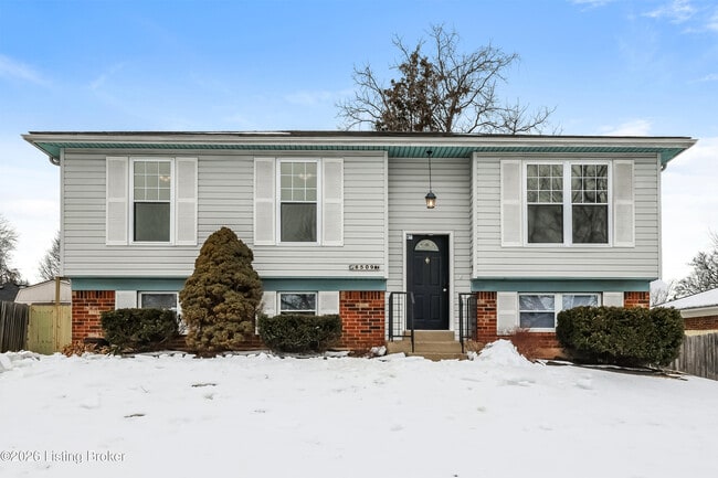 property at 8509 Gainsborough Dr