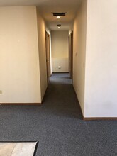 103 High Ave, Unit Apartment A in Oshkosh, WI - Building Photo - Building Photo