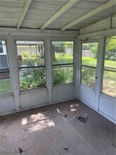 2360 Rocky River Oval in Rocky River, OH - Building Photo - Building Photo