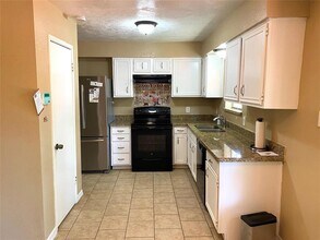 747 Seamaster Dr in Houston, TX - Building Photo - Building Photo