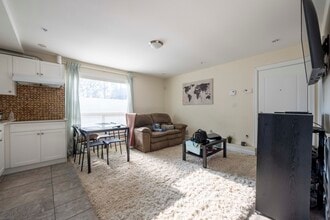 3162 Euclid Av in Vancouver, BC - Building Photo - Building Photo