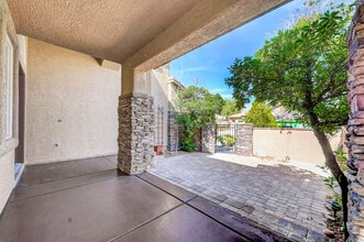 11013 Mount Royal Ave in Las Vegas, NV - Building Photo - Building Photo